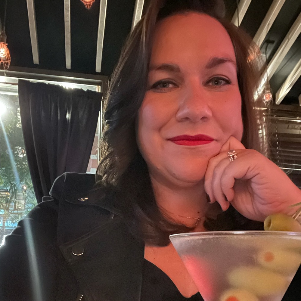 Meet your Posher, Thea